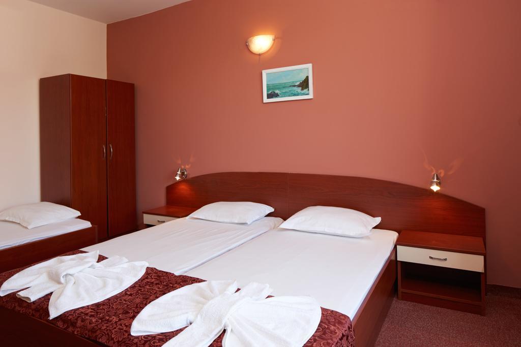 Guesthouse Kirov رافدا المظهر الخارجي الصورة